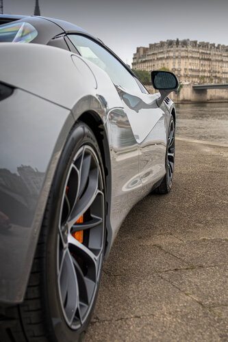 HXONE802 McLaren Paris
